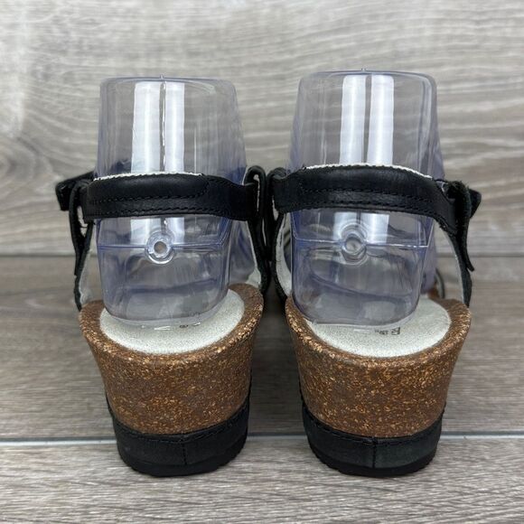 Merrell Revalli Women’s Sz 7 Black Leather Slingback Wedge Hook & Loop Sandals - Picture 4 of 11